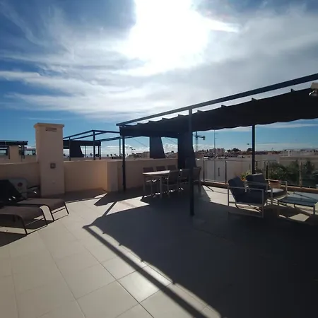 Apartment Pmt30 - Family Friendly - Close To And Shops *