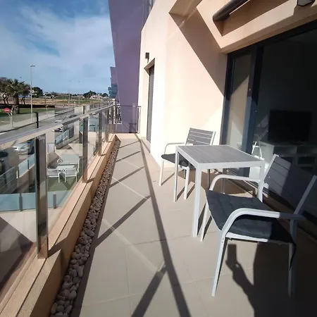 Pmt30 - Family Friendly - Close To And Shops